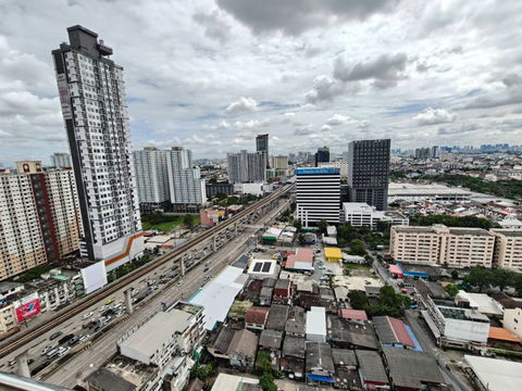 ห้องใหม่แต่งครบ ชั้นสูง พร้อมอยู่ทันที! เพียง 12,000 บาท/เดือน ศุภาลัย เวอเรนด้า รัตนาธิเบศร์