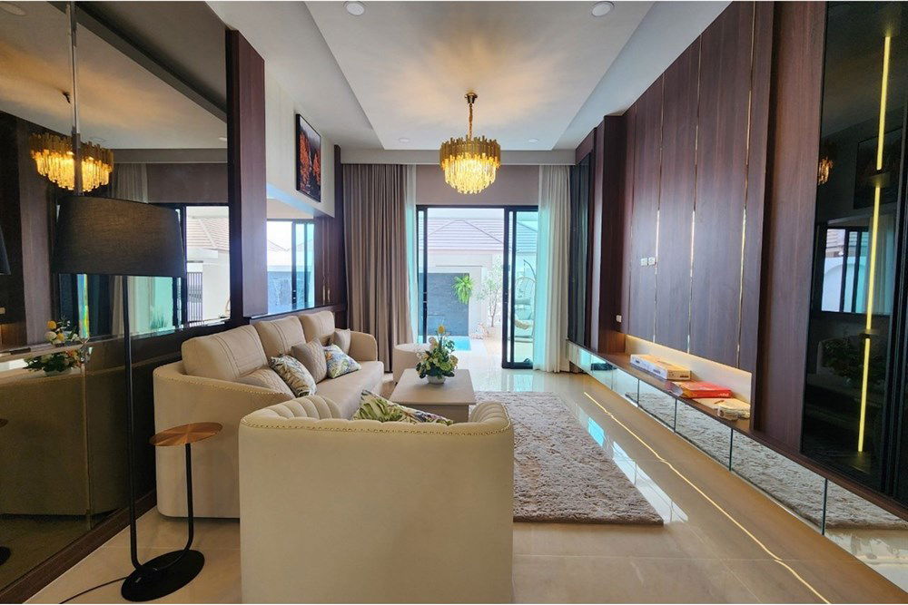 picture [920611001-300] Tranquil Luxury: Huay Yai Home with Pool - 3/80