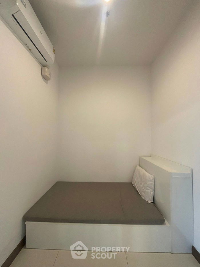 picture 3-BR Condo at Supalai Oriental Sukhumvit 39 near MRT Phetchaburi (ID 1711027) - 3/20