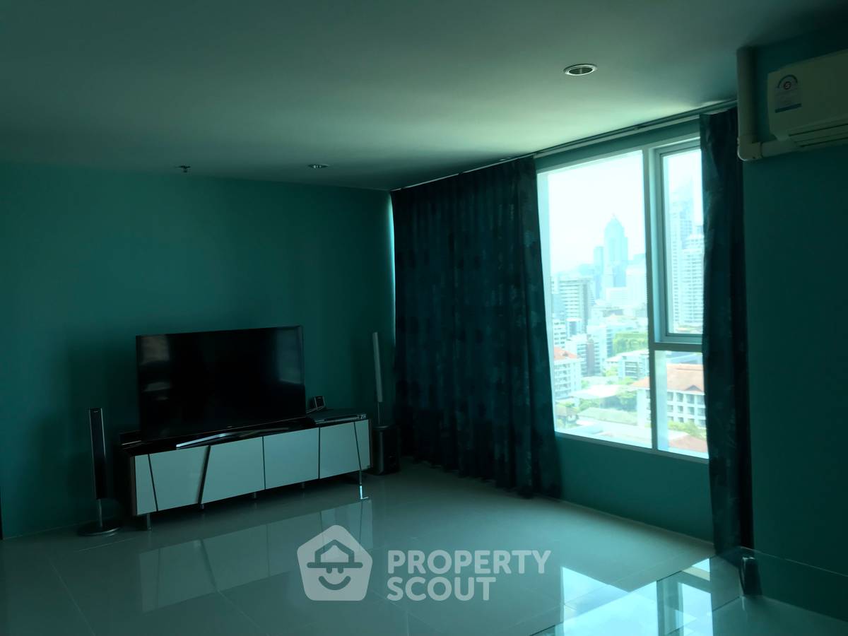 picture 2-BR Condo at Sukhumvit Living Town near MRT Phetchaburi (ID 1858451) - 9/16