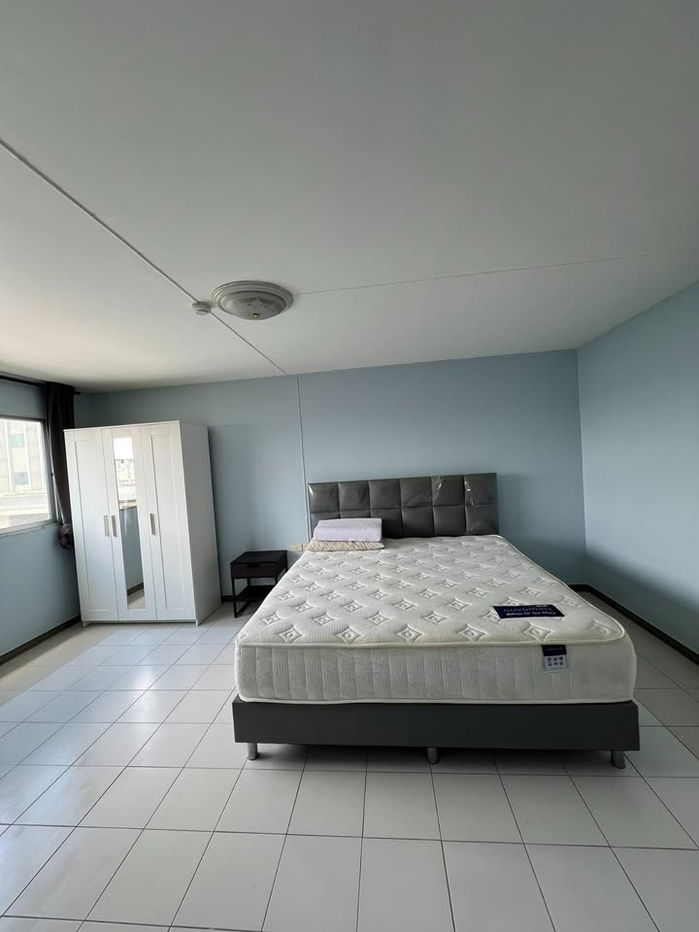 picture Condo for rent, Lum Phini Center, Lad Phrao 111 (Hong Studio), 7th floor, Building A, located on Soi Lad Phrao 111, near the hospital in Ved Thani - 6/7