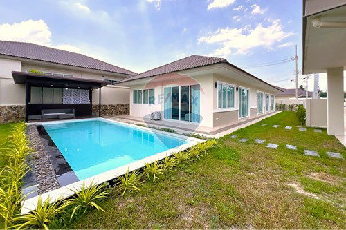 รูป [920471006-145] Single-storey fully furnished home with a private pool for sale - รูปที่ 1/41