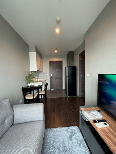 C Ekkamai for rent ซี เอกมัย ให้เช่า Cheapest ราคาถูกที่สุด !!!! Price ราคา : 16,000 baht >> 1 bedroom 30.42sqm (Line ID: meigood777)