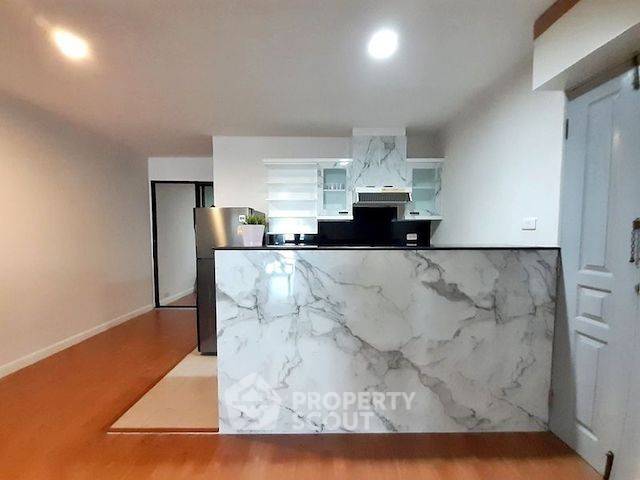 picture 2-BR Condo at The Waterford Diamond Tower Sukhumvit near BTS Phrom Phong (ID 2067673) - 3/15