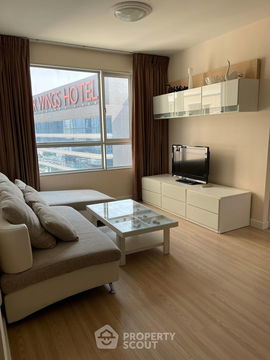 1-BR Condo at Condo One X Sukhumvit 26 near BTS Phrom Phong (ID 452662)