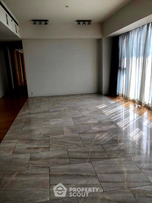 เช่าคอนโด รร.อัสสัมชัญ คอนแวนต์ สีลม : คอนโด 3-ห้องนอน ที่ เดอะ เม็ท สาทร ใกล้ BTS ช่องนนทรี (ID 1971166)