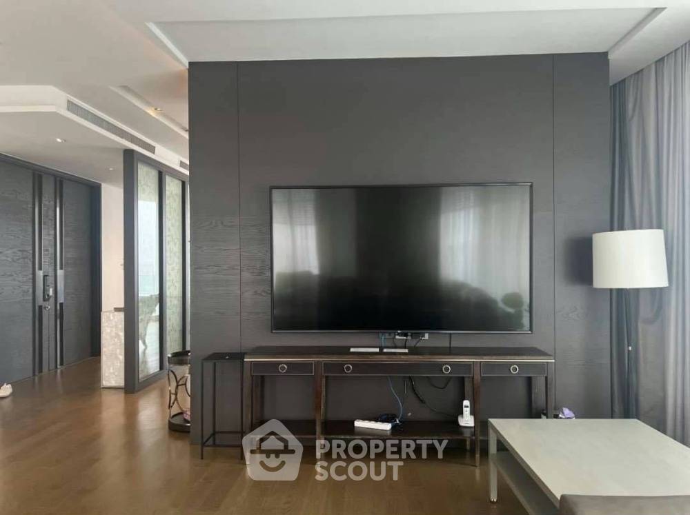 picture 4-BR Condo at Magnolias Ratchadamri Boulevard near BTS Ratchadamri (ID 2023196) - 4/17