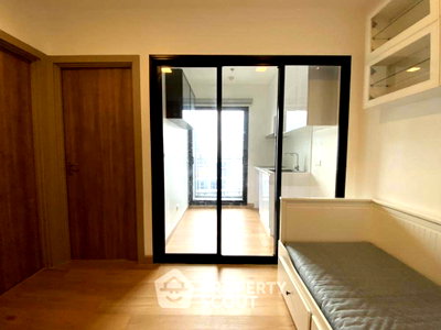 Condos for sale : 1-BR Condolette Midst Rama 9, 200m to MRT Phra Ram 9 (ID 1309713)