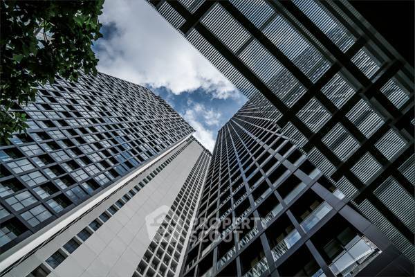 picture 2-BR Condo at Noble Ploenchit near BTS Phloen Chit (ID 829105) - 14/16