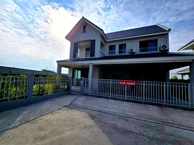 เช่าบ้านเดี่ยว ม.นอร์ท-เชียงใหม่ : บ้านว่างให้เช่า ️หมู่บ้านเกรซแลนด์ เชียงใหม่ หลังมุมติดเพื่อนบ้านแค่ฝั่งเดียว เลี้ยงสัตว์ได้ T.0946511456