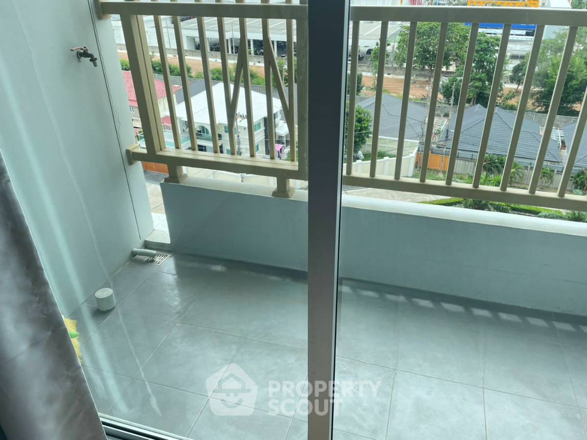 picture 1-BR Condo at The Trust Condo South Pattaya close to Pattaya South (ID 2136890) - 1/30