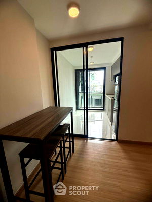Condos for rent : 1-BR Condo at Chateau In Town Pinklao near MRT Sirindhorn (ID 2258268)