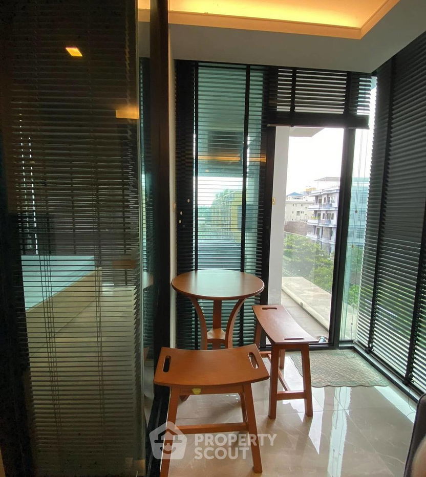 รูป คอนโด 1-ห้องนอน ที่ โซซิโอ ร่วมฤดี ใกล้ BTS นานา (ID 2400186) - รูปที่ 15/17