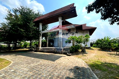 ที่ดิน ถนนติวานนท์ : [920271003-871] ขายที่ดินพร้อมบ้าน วิวสนามกอล์ฟ ใจกลางเมืองเอก ใกล้รถไฟฟ้าสายสีแดง