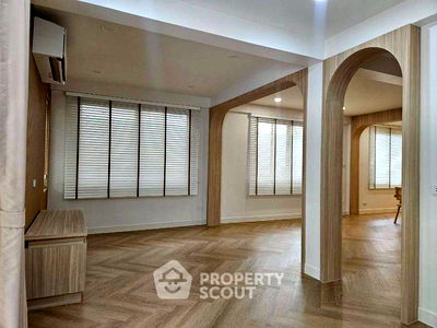 บ้านเดี่ยว วิทยาลัยพยาบาลบรมราชชนนีนนทบุรี : บ้าน 3-ห้องนอน ใน สวนใหญ่ (ID 2426173)