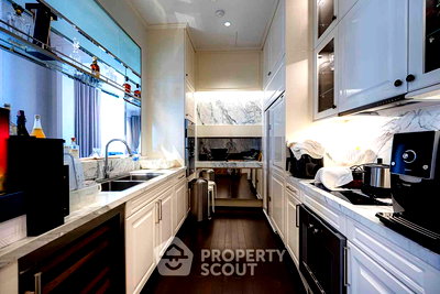 Condos for rent BTS Chit Lom : 3-BR Condo at 98 Wireless near BTS Phloen Chit (ID 2193585)