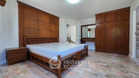 5-Bedroom Villa 380 Sqm For Sale, Lanna Villa San Phisuea (ID 2427602)