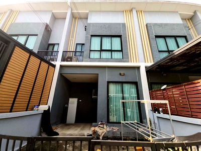 ทาวน์โฮม ลาดกระบัง 1 : B13783 ขายทาวน์เฮ้าส์ เดอะธาม อ่อนนุช-มอเตอร์เวย์ เขตลาดกระบัง กรุงเทพมหานคร