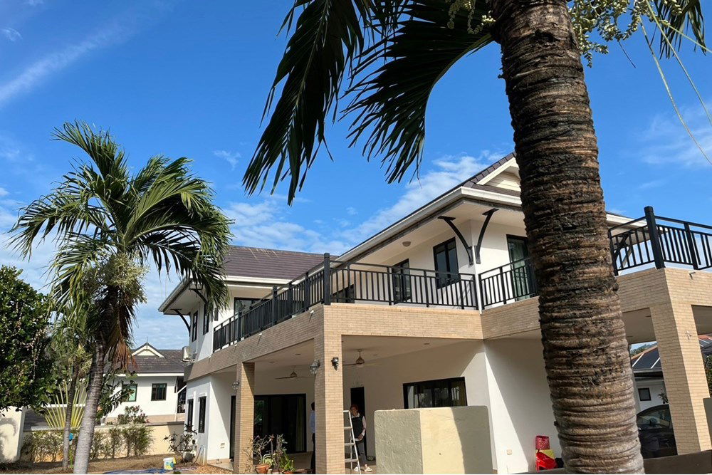 picture [920011003-100] Charming 3-BR Home with Pool in Hua Hin for Sale! - 92/119