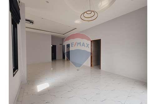 รูป [920611003-8] บ้านเดี่ยว พัทยา - รูปที่ 16/40