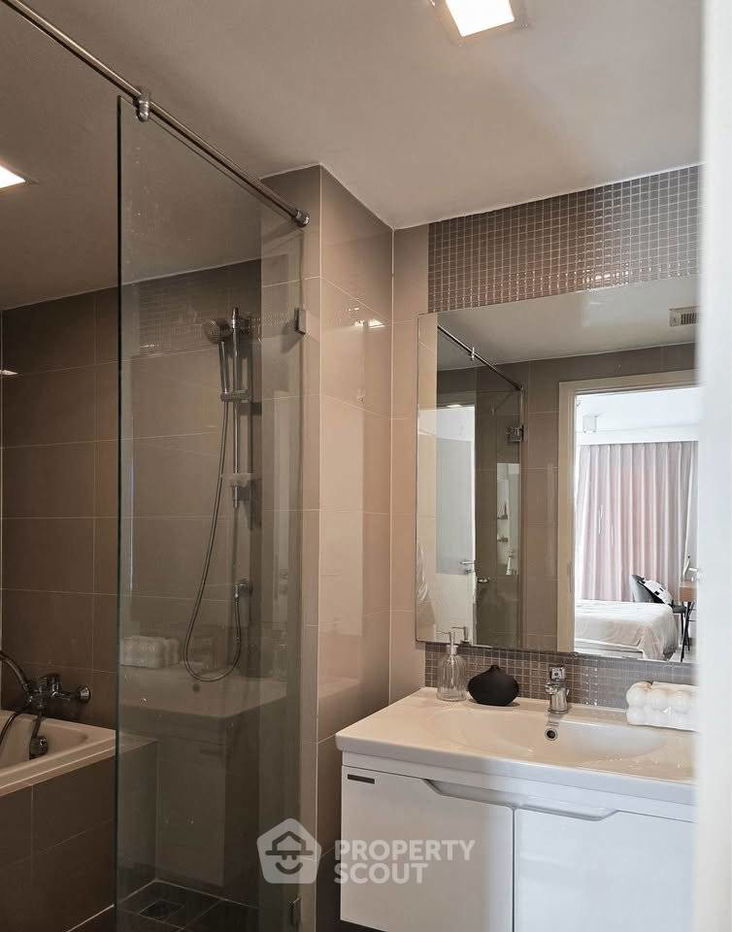 รูป คอนโด 1-ห้องนอน ที่ มาเอสโตร 39 สุขุมวิท 39 ใกล้ BTS พร้อมพงษ์ (ID 2417560) - รูปที่ 10/11