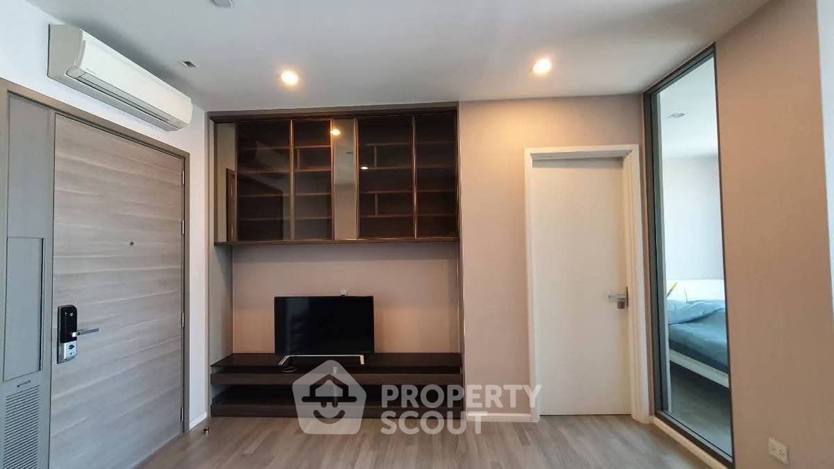 รูป คอนโด 1-ห้องนอน ที่ เดอะ รูม สุขุมวิท 69 ใกล้ BTS พระโขนง (ID 2367210) - รูปที่ 8/10