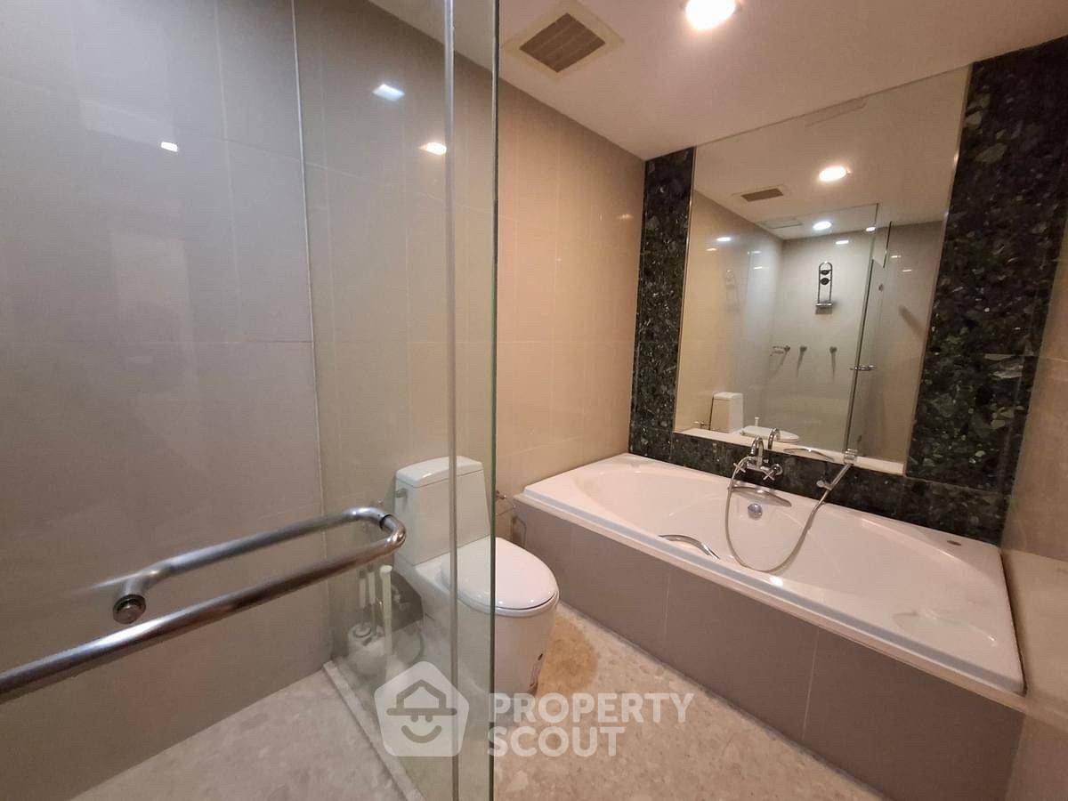 picture 2-BR Condo at Ficus Lane Condominium near BTS Phra Khanong (ID 1828488) - 11/16