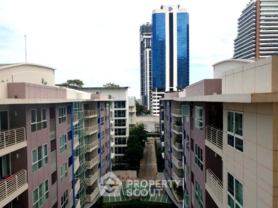 Condos for sale Gateway Ekamai : 2-BR Condo at Le Premier 2 Condominium near BTS Thong Lor (ID 1982084)