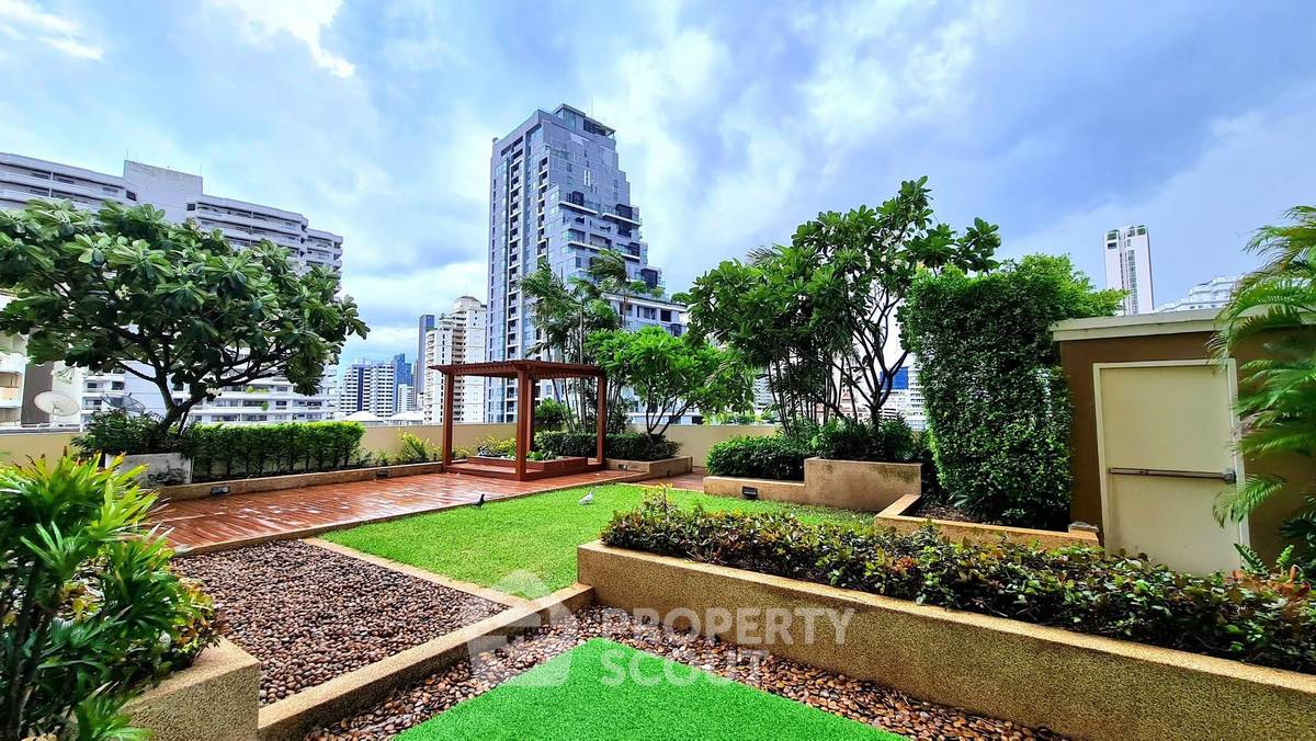 picture 5-BR Condo at Piyathip Place near BTS Phrom Phong (ID 2369150) - 19/25