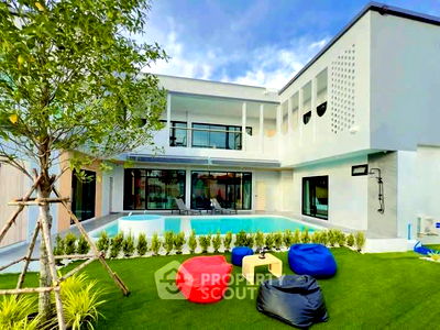 Houses for rent Bang Lamung Chonburi : 5-BR Villa close to Huai Yai (ID 2428822)