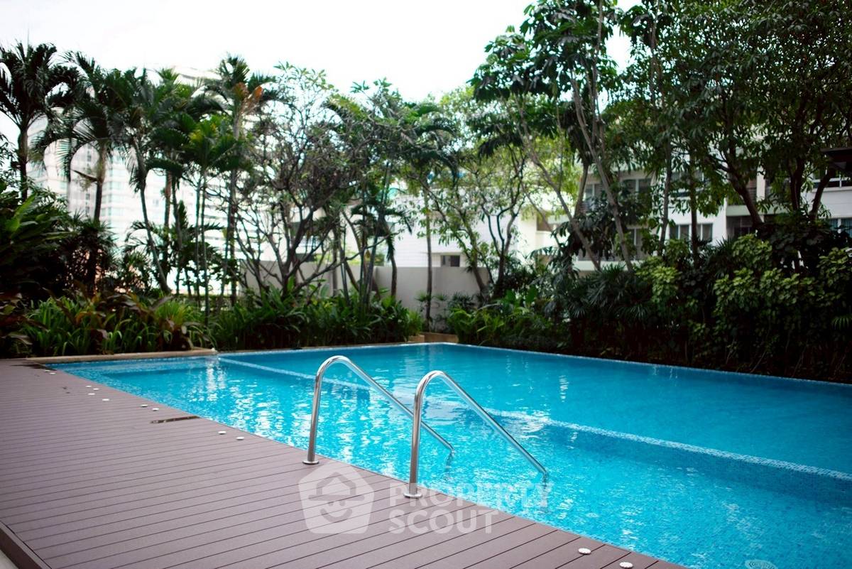 picture 2-BR Condo at The Madison near BTS Phrom Phong (ID 2090498) - 16/20