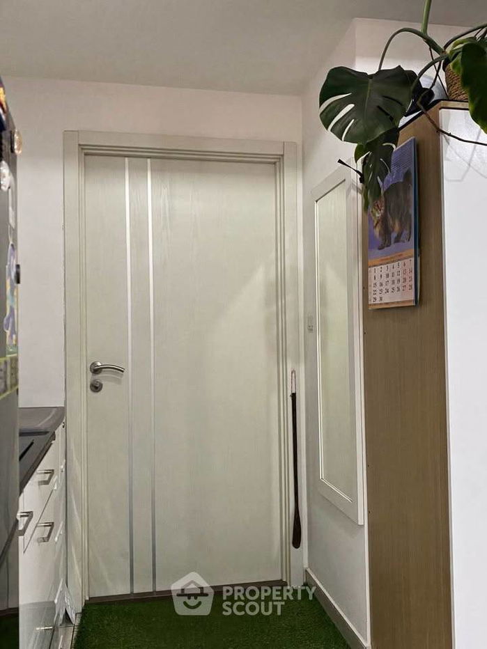 picture 2-BR Condo at Siam Oriental Plaza close to Phratamnak (ID 2428566) - 17/19