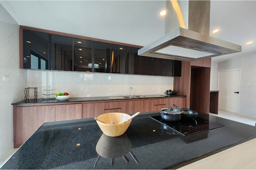 picture [920611001-300] Tranquil Luxury: Huay Yai Home with Pool - 68/80