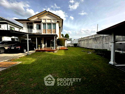 Houses for sale Sukhaphiban 5 Road : 3-BR House in O Ngoen (ID 2426264)