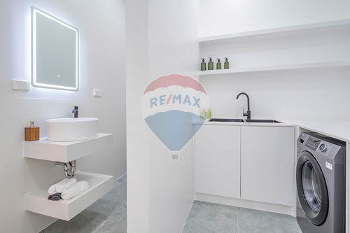 รูป [920611001-379] วิลล่าหรูใหม่ ใกล้ถนนสุขุมวิท พัทยา ทำเลดี ใกล้โรงเรียนนานาชาติ - รูปที่ 86/90