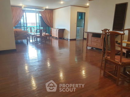 2-BR Condo at Le Premier 2 Condominium near BTS Thong Lor (ID 1982068)