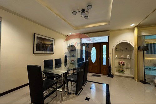 รูป [920311045-12] บ้านให้เช่าในโครงการมีรปภ 24 ชั่วโมงพัทยาทุ่งกลม-ตาลหมันห่างหาดจอมเทียนเพียง 5 นาที - รูปที่ 10/31