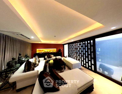 Condos for sale Rama 3 Road : 4-BR Condo at Lake Avenue Sukhumvit 16 near BTS Asok (ID 1874347)