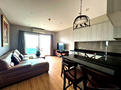Condos for rent : Luxury condo for rent, The Sea Sriracha, great location, seafront project, beautiful room, move in Ready