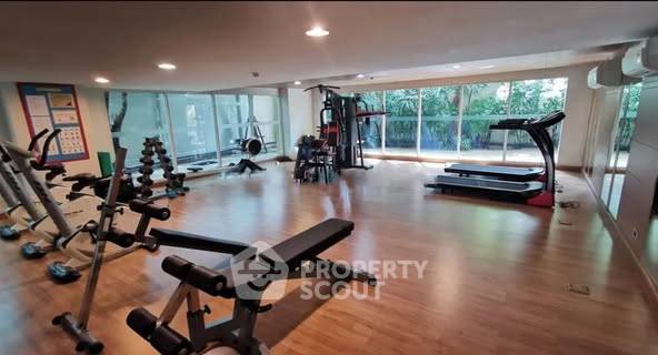 picture 1-BR Condo at The Crest Sukhumvit 24 near BTS Phrom Phong (ID 2357179) - 3/11
