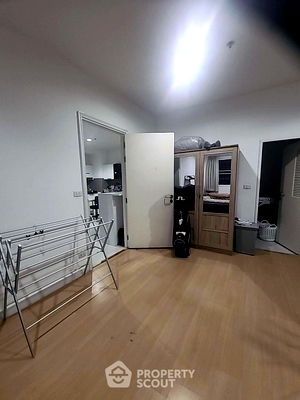 ขายคอนโด : คอนโด 2-ห้องนอน ที่ โฟร์ วิงส์ เรสสิเด้นส์ ใน หัวหมาก (ID 2133383)