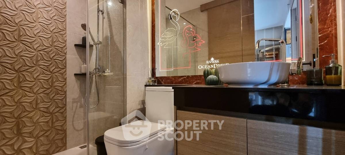 picture 1-BR Condo at The Riviera Ocean Drive close to Jomtien Beach (ID 2137027) - 7/20