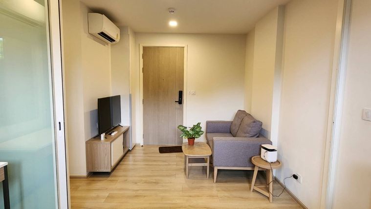 Nice and fully furnished room for rent  , near On Nut Station only 230 Meters