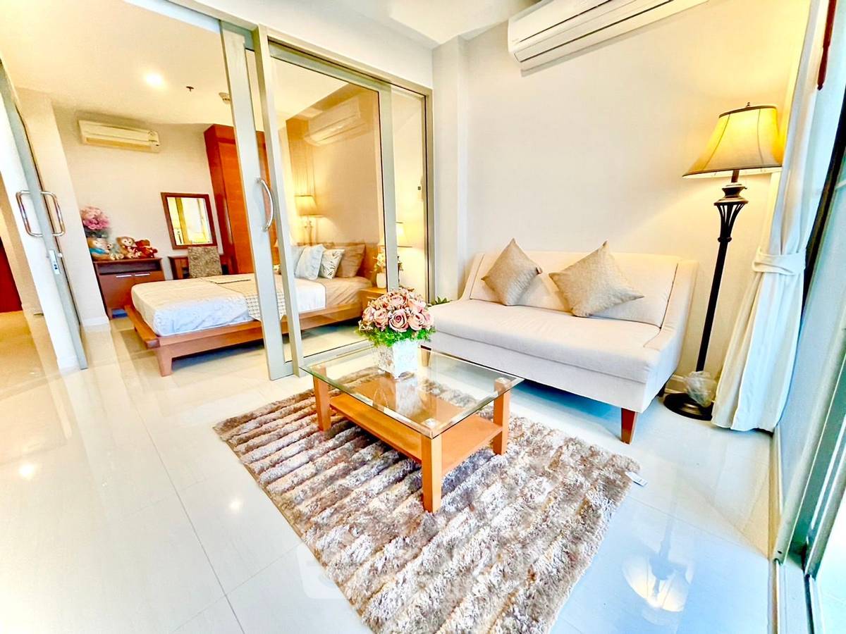 picture 1-BR Condo at Boat House Hua Hin close to The Venezia (ID 1266397) - 10/15