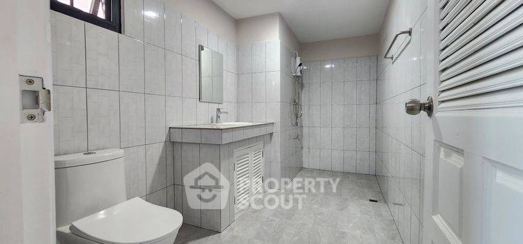 picture 5-BR Villa in San Phisuea (ID 2427602) - 13/15