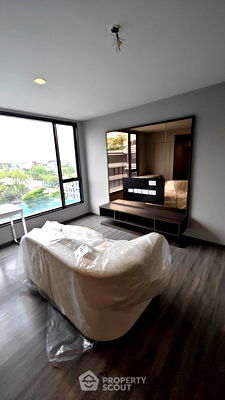 Condos for sale BTS Thong Lo (Thong Lor) : 3-BR Condo at Ideo Mobi Sukhumvit 40 near BTS Ekkamai (ID 2099990)