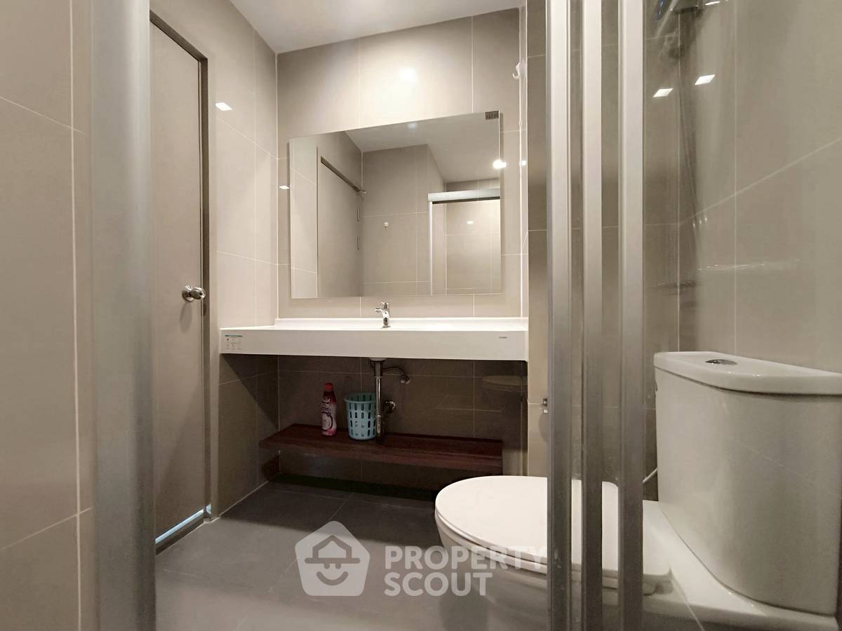 picture 2-BR Condo at Ideo Rama 9 - Asoke near MRT Phra Ram 9 (ID 2428821) - 10/12