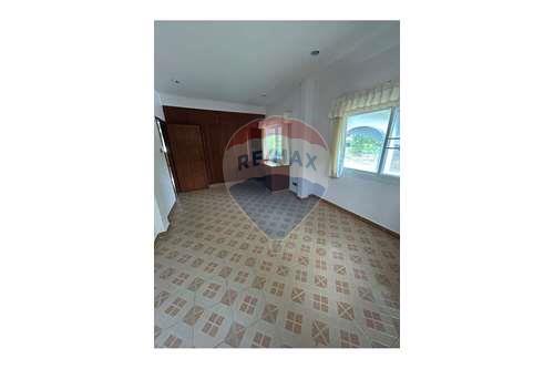 รูป [920081021-55] OakMeadow,BCIS,HeadStart,Naiharn Beach,Great Location - รูปที่ 16/28