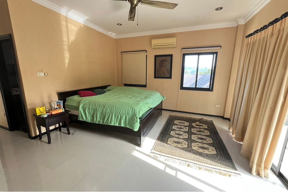 picture [920011003-100] Charming 3-BR Home with Pool in Hua Hin for Sale! - 109/119