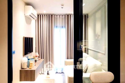 Condos for sale : 1-BR Condo at Life Asoke Hype near ARL Makkasan (ID 2369076)